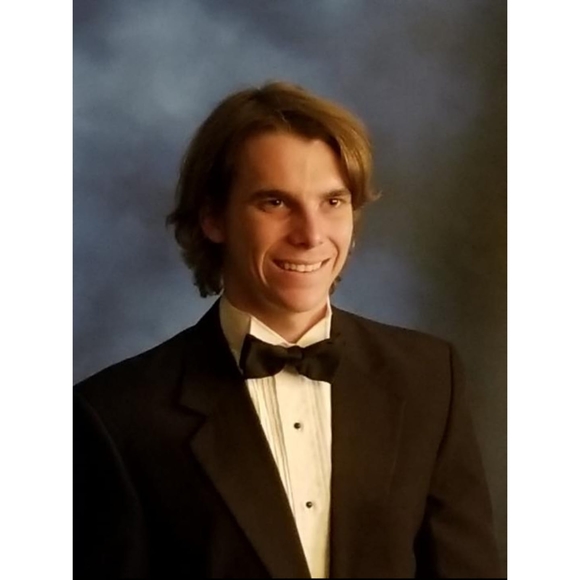 Meet your Posher, Cameron - Picture 1 of 1